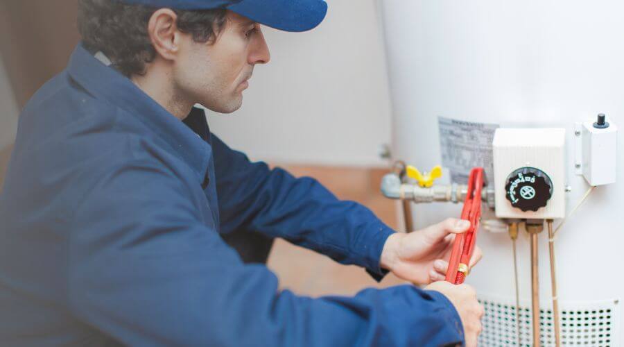 Local water heater installation in Yorktown, TX